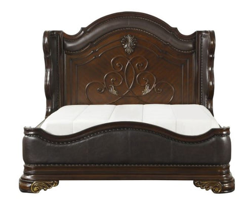 Royal Highlands Queen Bed
