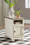 Realyn Chirside End Table