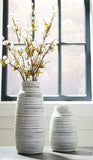 Donaver Gray/White Vase Set (2/CN)